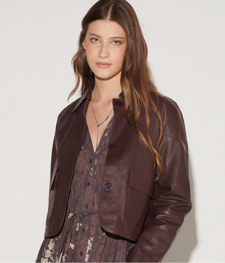 Abrigos & Chaquetas hover