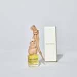 Difusor de aroma para auto de 8ml de la marca MS-0000-160, diseñado para ambientar el interior del vehículo.